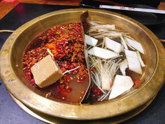 -沸炉重庆老火锅(军事博物馆店)