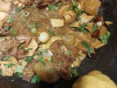 -锅老头海鲜铁锅炖