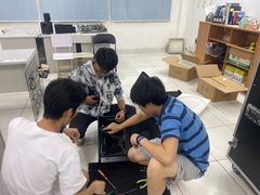 -中加枫华国际学校