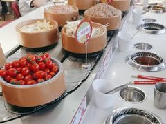 -龍歌自助小火锅(市南金茂湾店)
