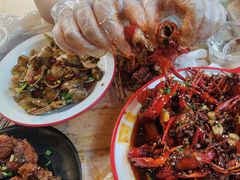 -郑记•不夜城烧烤•龙虾•虾蟹(黄鹤楼店)