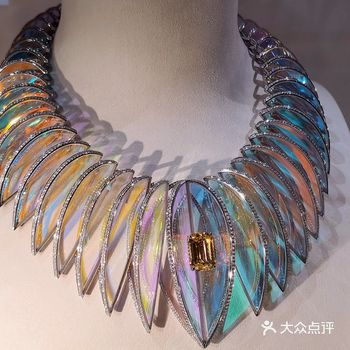 永不过时的经典——宝诗龙珠宝展