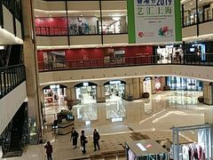 -梅龙镇广场