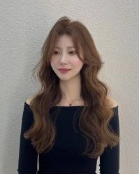 -丝语萱形象