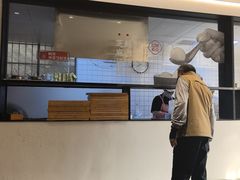 -朱新年·苏式汤团·面点(北寺塔店)