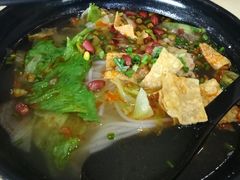 -龙记桂林米粉(财满街店)