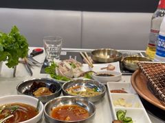 -艺林烤肉城(光明店)
