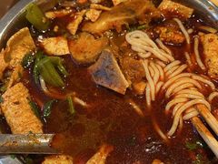 -柳州肥姨妈大骨螺蛳粉(万达中心店)