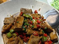 -黄泥岗·地道湖北菜(奥特莱斯店)