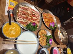 -明洞阿姨·韩式酱蟹烤肉·创意料理(三元桥店)