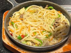 牛肉炒乌冬面-土大力韩国烤肉料理(开封龙亭店)
