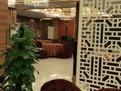 等位区-西安饭庄(立丰国际店)