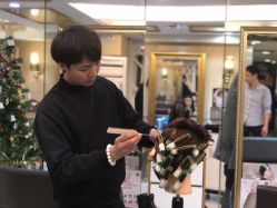 -JK奇积发型连锁机构