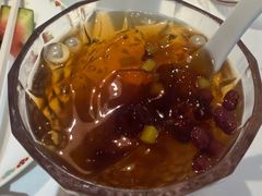 红糖水果冰粉-渝信川菜·川味家常菜(新辰里亚运村店)