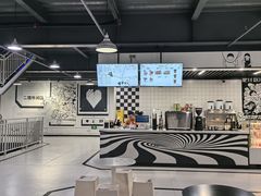-极限PLAY运动娱乐新世界·团建派对表演休闲馆·室内高空游乐园