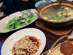 -古都历食南京菜·烤鸭·鸭血粉丝·汤包(南京博物院店)