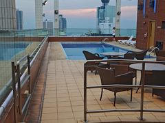 -香港华美达海景酒店