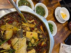 -乡土特色.冷锅鱼.牦牛肉汤锅