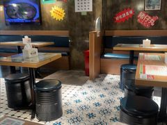 -肥汁米蘭香港米线(定西路店)
