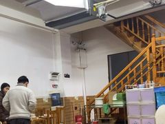 -苗伯妈酸汤火锅