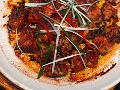 -铜锣湾·有麝自然香(渝北财富中心店)