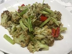 黑椒鹅肝酱炒菜花-鹅城