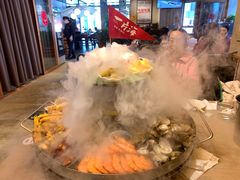 -日进一片海.生腌海鲜火锅.宵夜烧烤(三里屯总店)