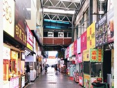 -泰龙城小吃街
