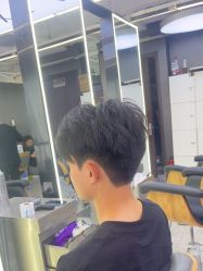 -藤野造型烫发染发