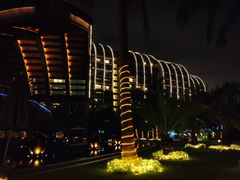 -三亚湾海居铂尔曼度假酒店