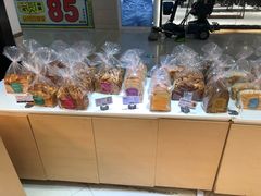 面包甜点陈列柜-好利来(太平邻里中心店)