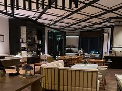 -瑰丽酒店·海吧·天际下午茶·现场DJ·天台酒吧