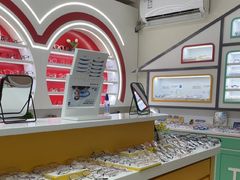 -美空眼镜·星趣控·新乐学·控优点合作店(周浦万达店)