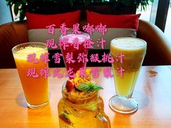 百香果嘟嘟&nbsp;鲜榨香橙汁&nbsp;鲜榨雪梨弥猴桃汁&nbsp;鲜榨火龙果雪梨汁-新贝乐意大利餐厅(苏州中心店)