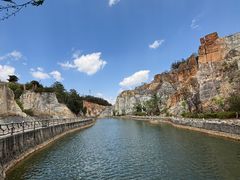 -彩色沙林风景区
