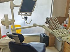 -上海仁爱医院口腔科 · 种植