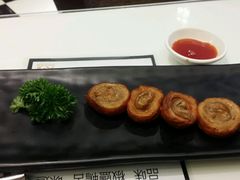 -新大咀港式茶餐厅(宝山万达店)