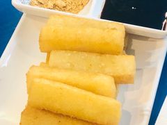 -马路边边串串香形象店(磐石路店)