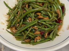 四季豆炝肉丝-老村长•湖北家常菜(南湖店)