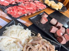 -果松木炭酸菜铜火锅·外婆参鸡汤