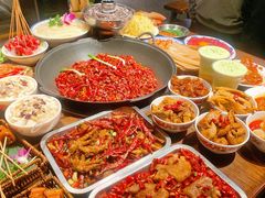 -萍姐火锅·公路夜市(武汉首店)