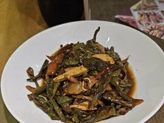 -黄泥岗·地道湖北菜(奥特莱斯店)