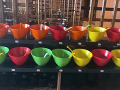 -果松木炭酸菜铜火锅·外婆参鸡汤