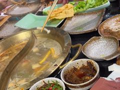 -顶顶汤火牛排火锅·经典铜锅涮肉