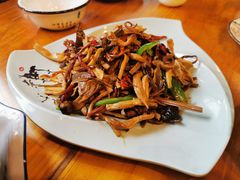 -小厨子私房菜·云南美食店