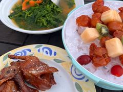 脆皮乳鸽-新斗记·新派老粤菜(海上世界店)