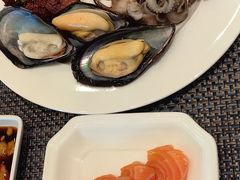 -怡聚轩全日制自助餐厅(大中华喜来登酒店)
