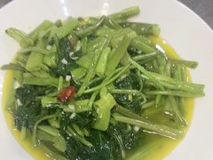 -洛东土菜馆(建国北路店)