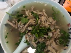 羊杂汤-清真喜兰老丁羊汤特色小吃