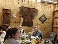 -昆虫窝子·特色云南菜(拓东路总店)